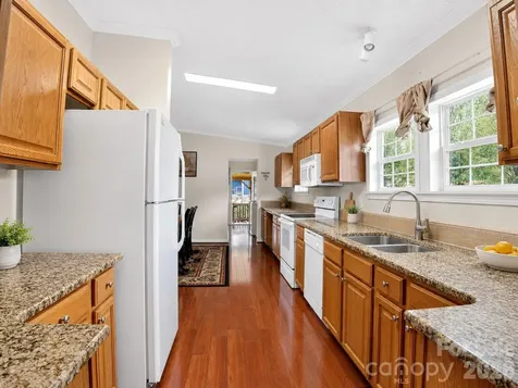 22 Brookfield Lane Old Fort NC 28762