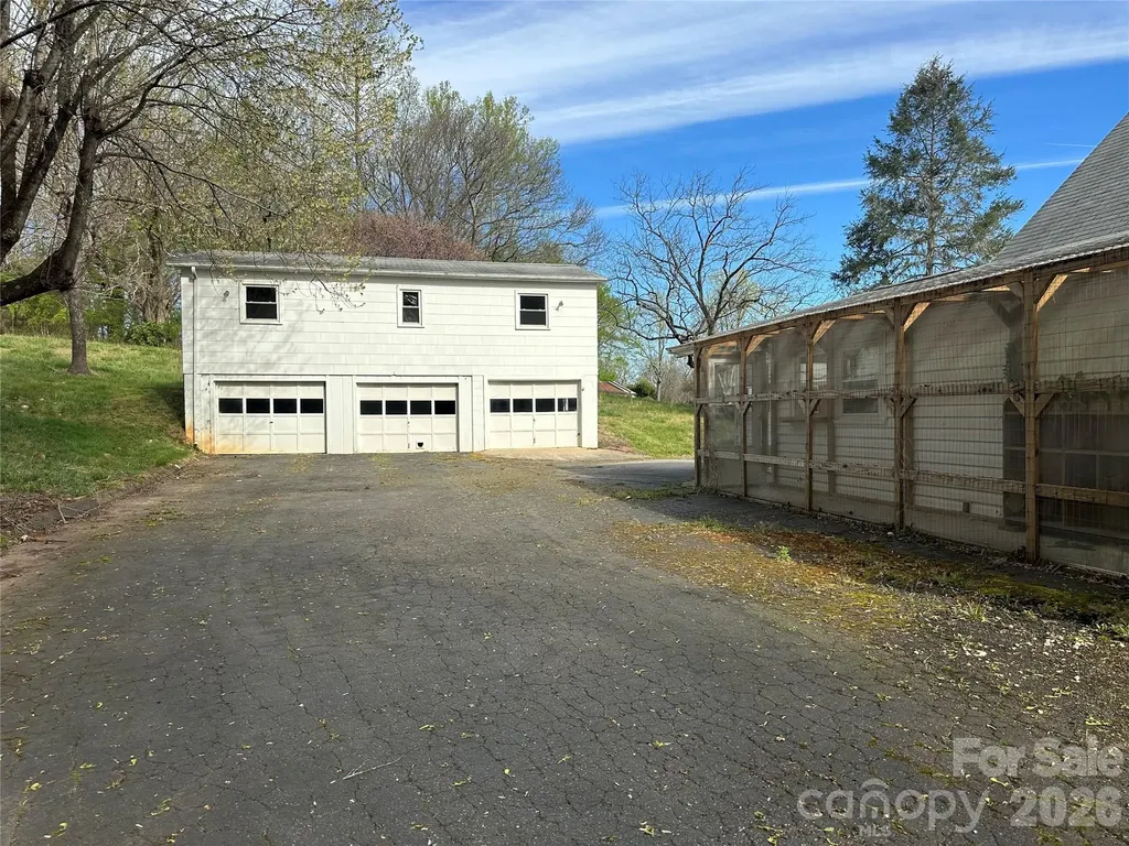 3716 Statesville Road North Wilkesboro NC 28659