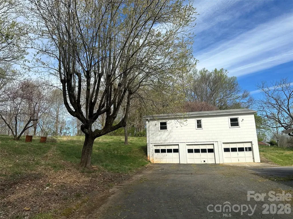3716 Statesville Road North Wilkesboro NC 28659