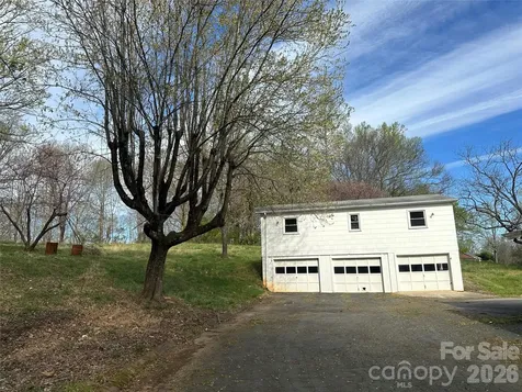 3716 Statesville Road North Wilkesboro NC 28659