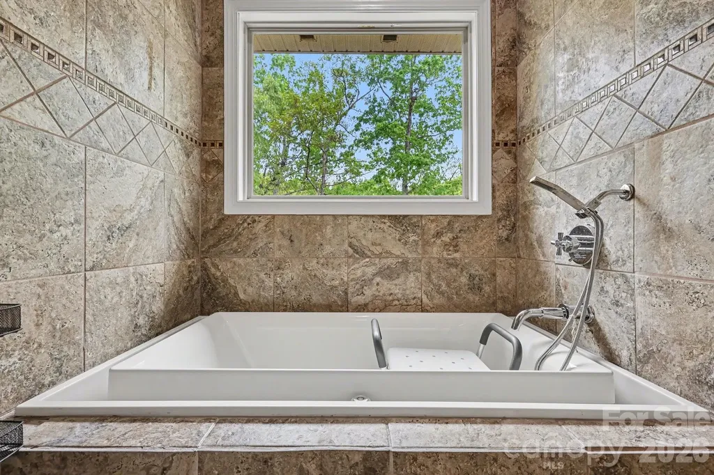 1629 Healing Springs Drive Denton NC 27239