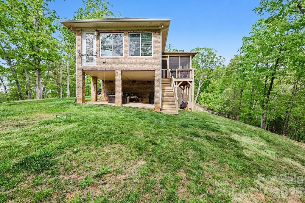 1629 Healing Springs Drive Denton NC 27239