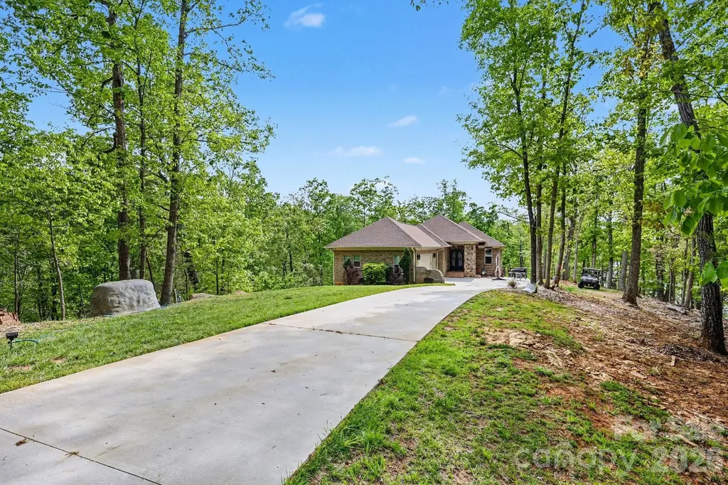 1629 Healing Springs Drive Denton NC 27239