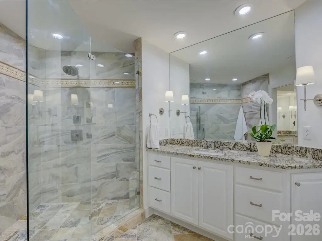 8905 Challis Hill Lane Charlotte NC 28226