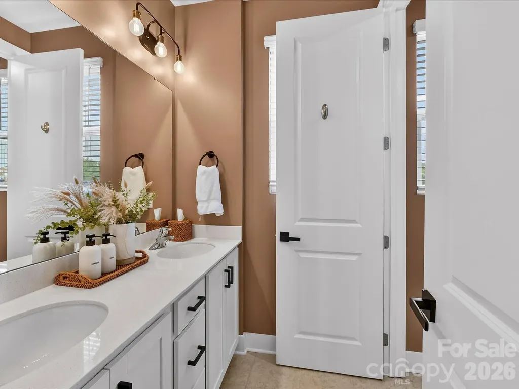 2744 Ensemble Court Charlotte NC 28262