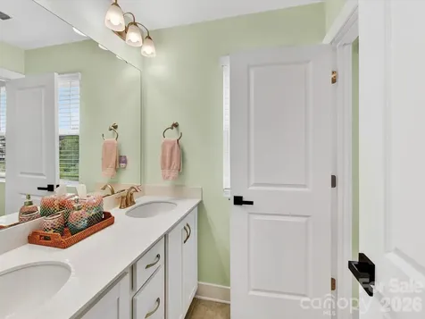 2744 Ensemble Court Charlotte NC 28262
