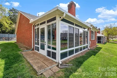 19830 Oak Leaf Circle Cornelius NC 28031