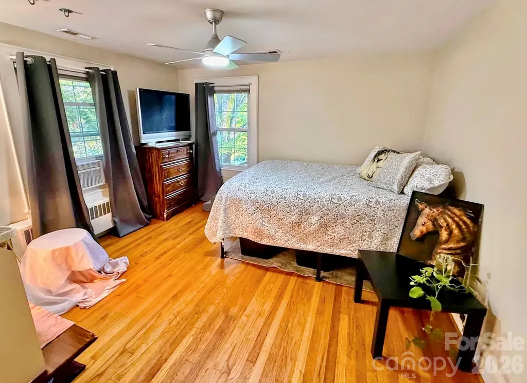 205 S Thompson Street Shelby NC 28150