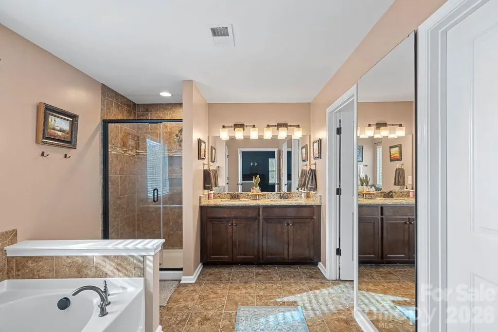 1203 Guadalupe Lane Charlotte NC 28214