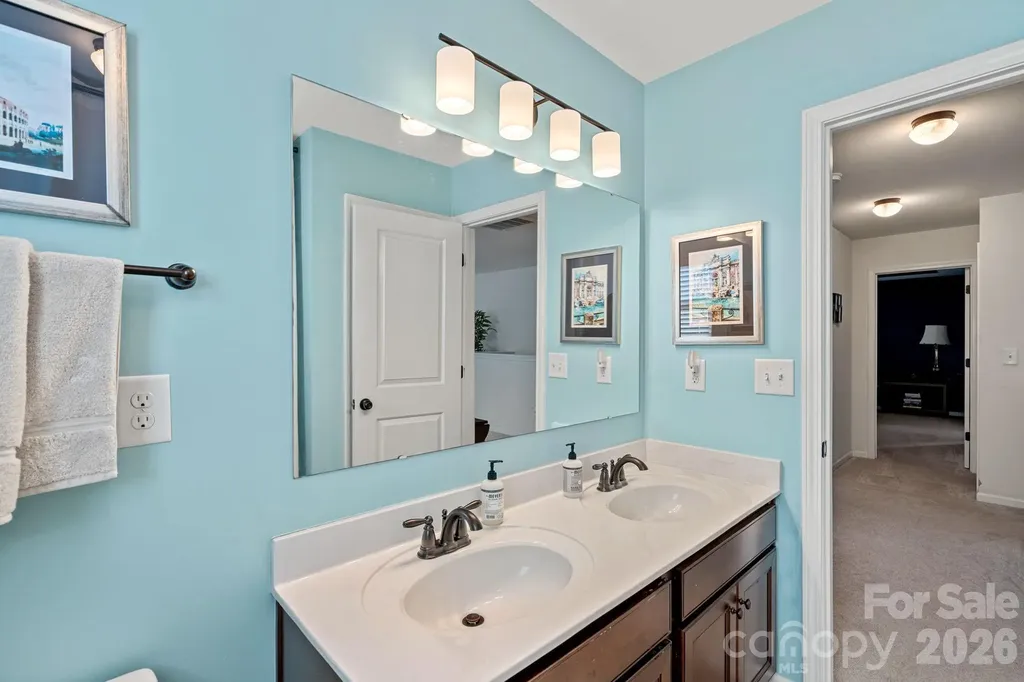 1203 Guadalupe Lane Charlotte NC 28214