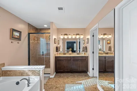 1203 Guadalupe Lane Charlotte NC 28214