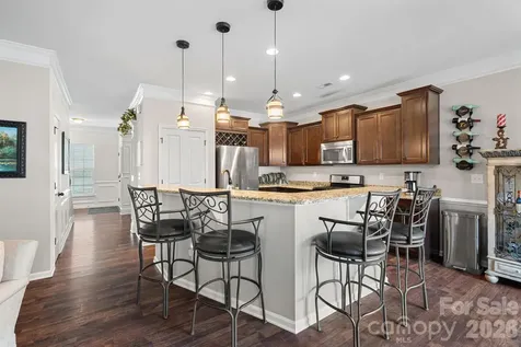 1203 Guadalupe Lane Charlotte NC 28214