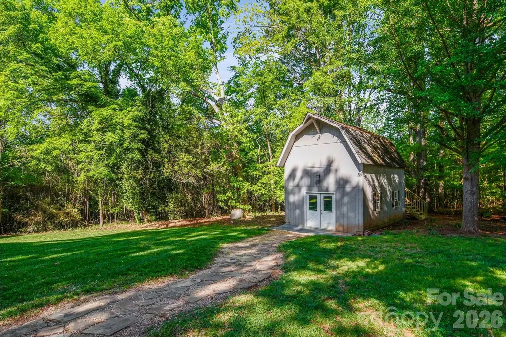 570 Crestside Drive SE Concord NC 28025