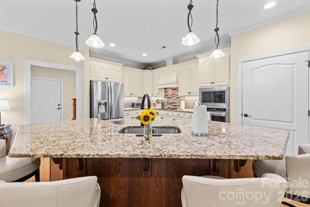 4080 Barbrick Street Sherrills Ford NC 28673