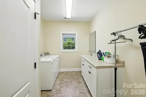 4080 Barbrick Street Sherrills Ford NC 28673