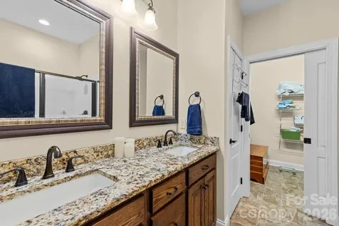 4080 Barbrick Street Sherrills Ford NC 28673