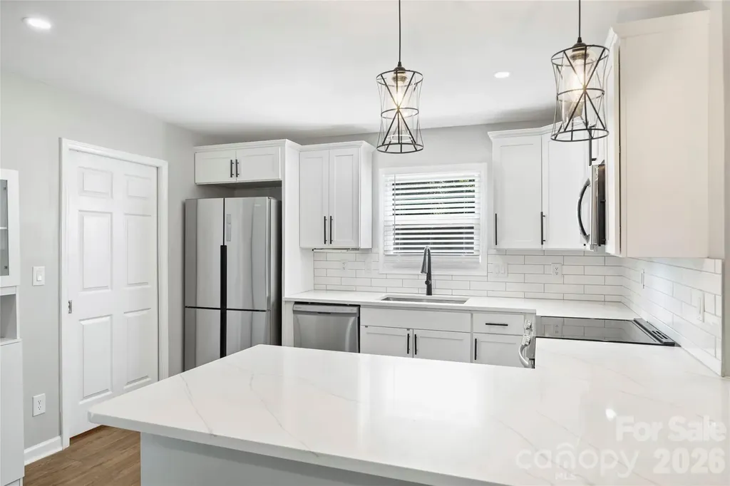 3724 Cobbleridge Drive Charlotte NC 28215