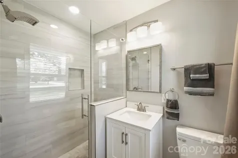 3724 Cobbleridge Drive Charlotte NC 28215