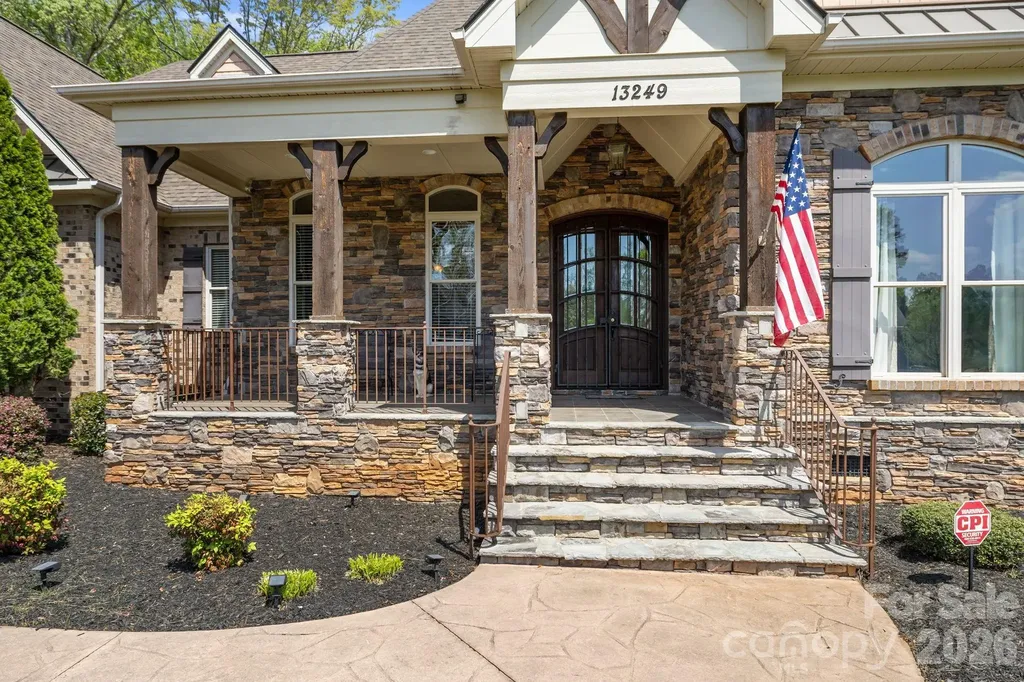 13249 Belle Grove Manor Lane Matthews NC 28105