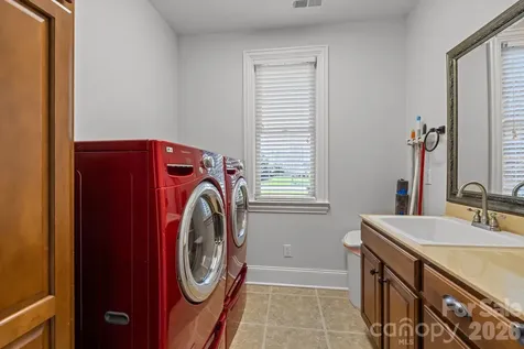 13249 Belle Grove Manor Lane Matthews NC 28105
