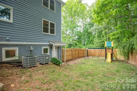 1002 Windsor Drive Asheville NC 28803