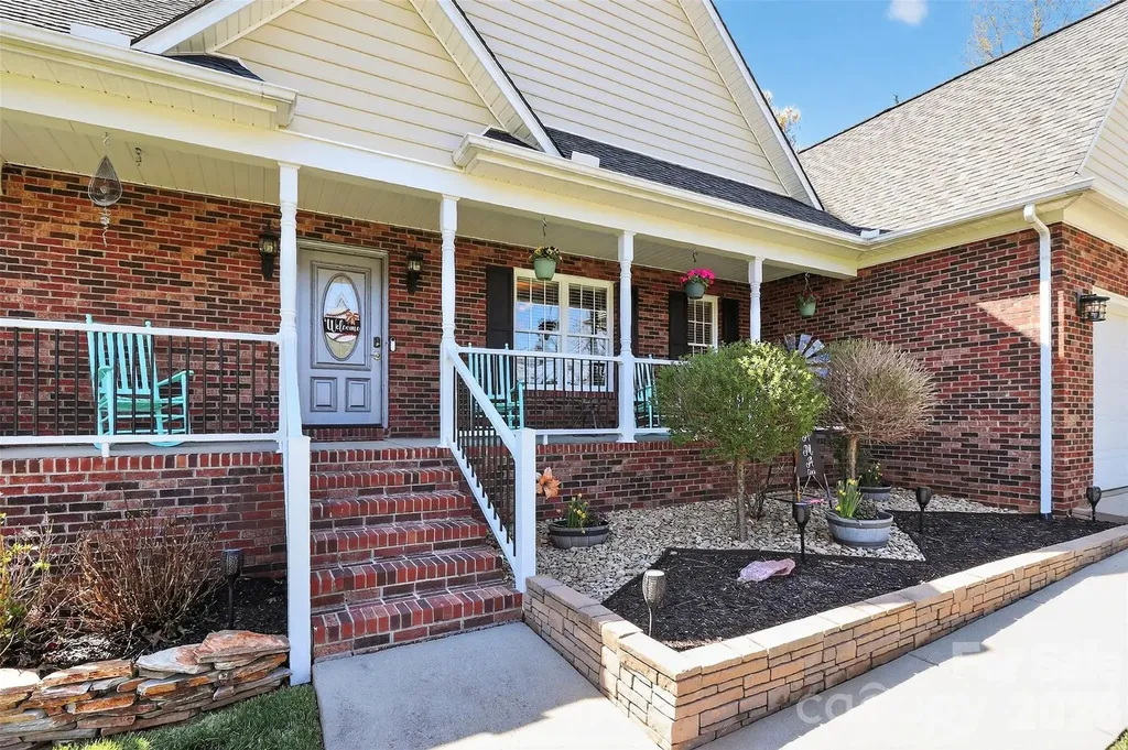 4363 Dusty Ridge Court Denver NC 28037