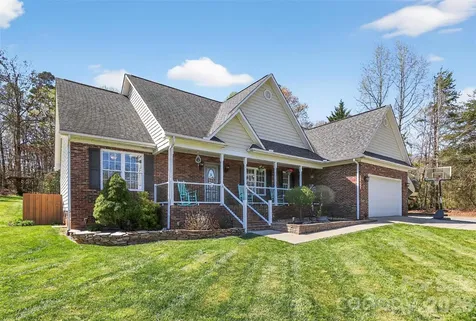 4363 Dusty Ridge Court Denver NC 28037