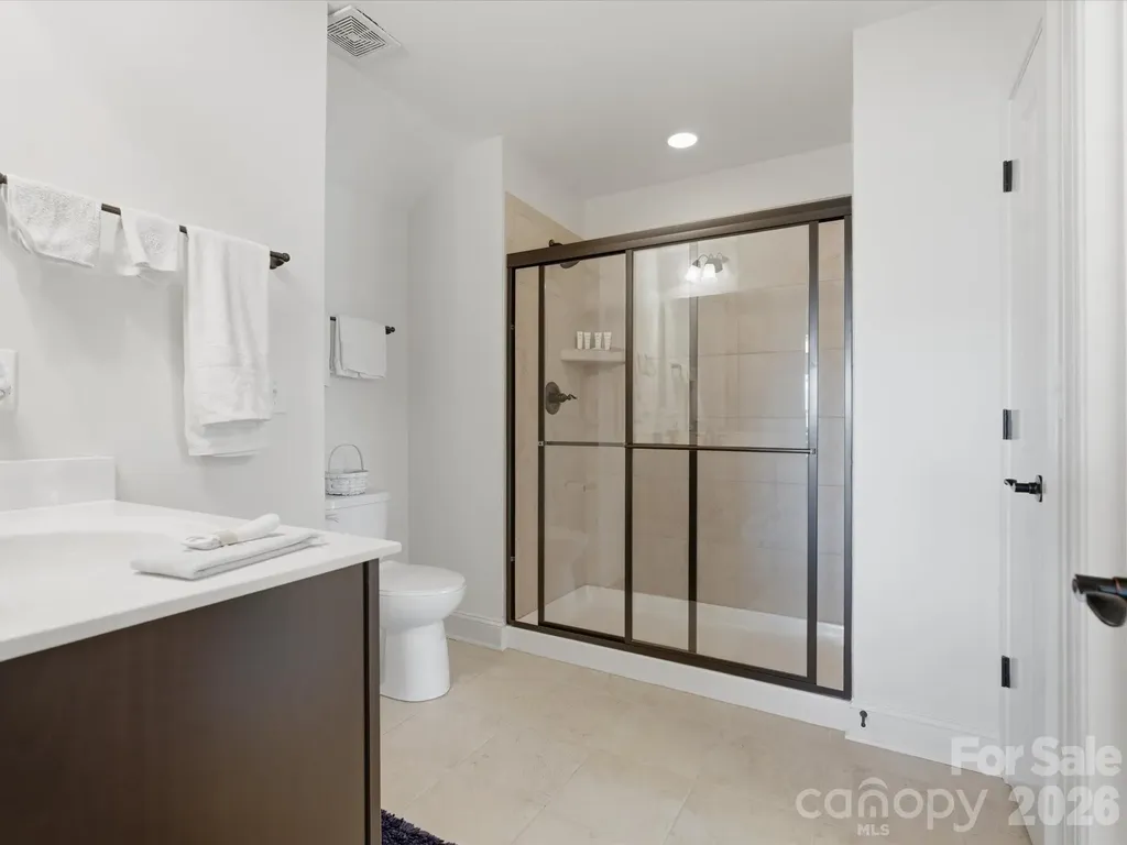 1180 Avalon Place Matthews NC 28104