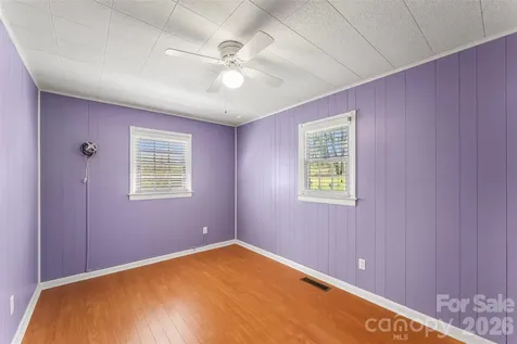 10 Woodmont Drive Asheville NC 28806