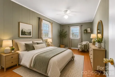 10 Woodmont Drive Asheville NC 28806