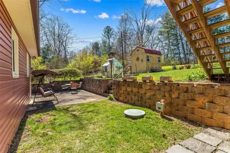 10 Woodmont Drive Asheville NC 28806