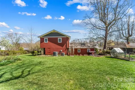 10 Woodmont Drive Asheville NC 28806