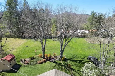 10 Woodmont Drive Asheville NC 28806
