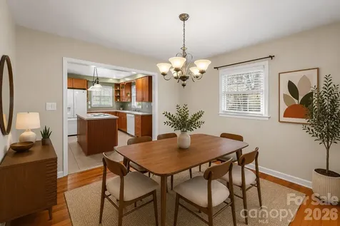 10 Woodmont Drive Asheville NC 28806