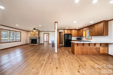 3855 Angelic Way Lenoir NC 28645