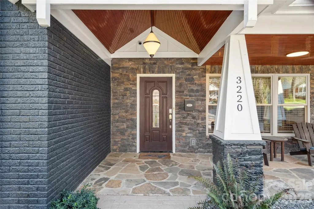 3220 Commonwealth Avenue Charlotte NC 28205
