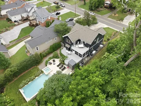 3220 Commonwealth Avenue Charlotte NC 28205