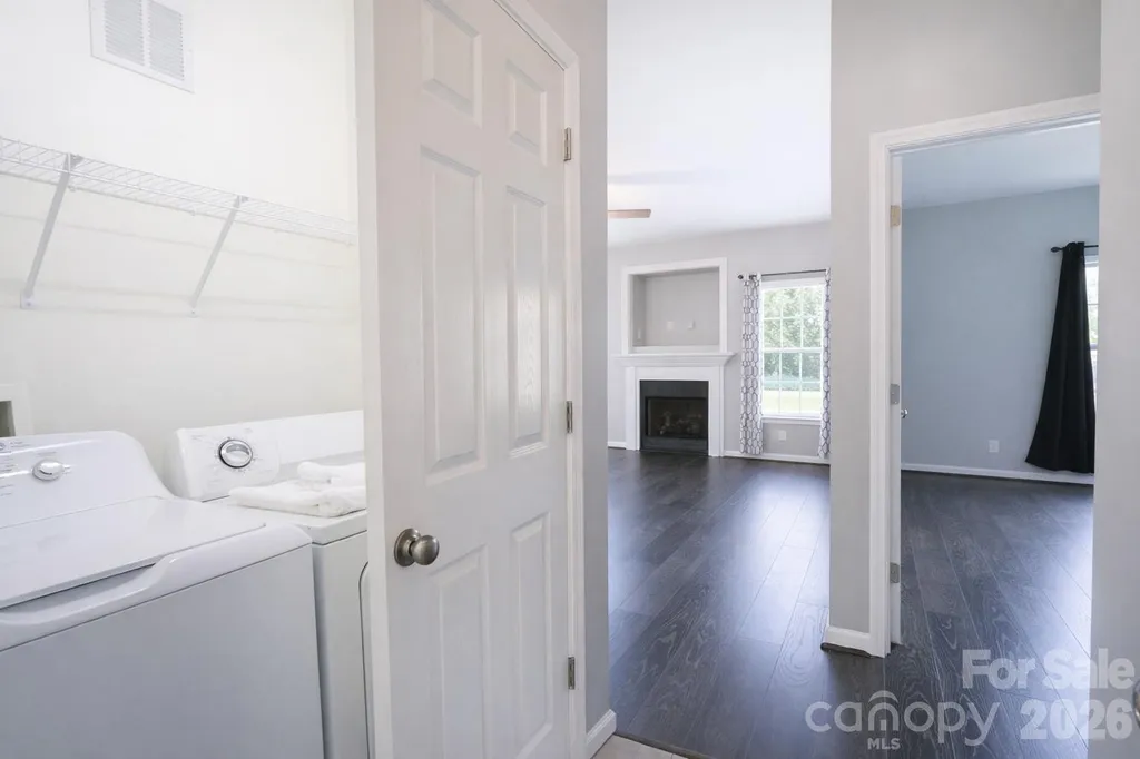 1045 Saxton Circle Salisbury NC 28147