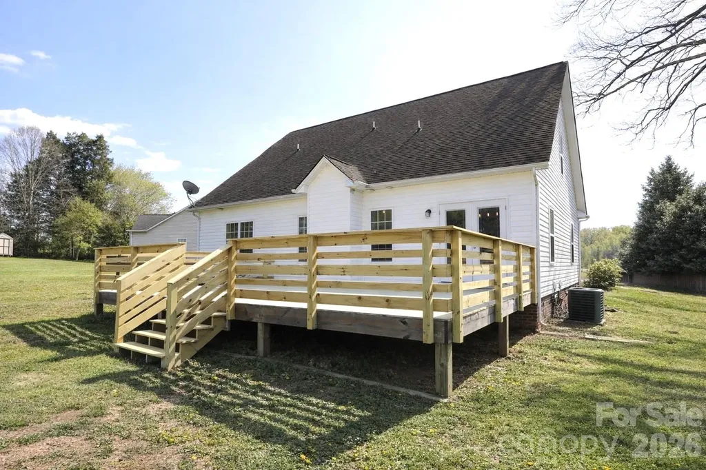 1045 Saxton Circle Salisbury NC 28147