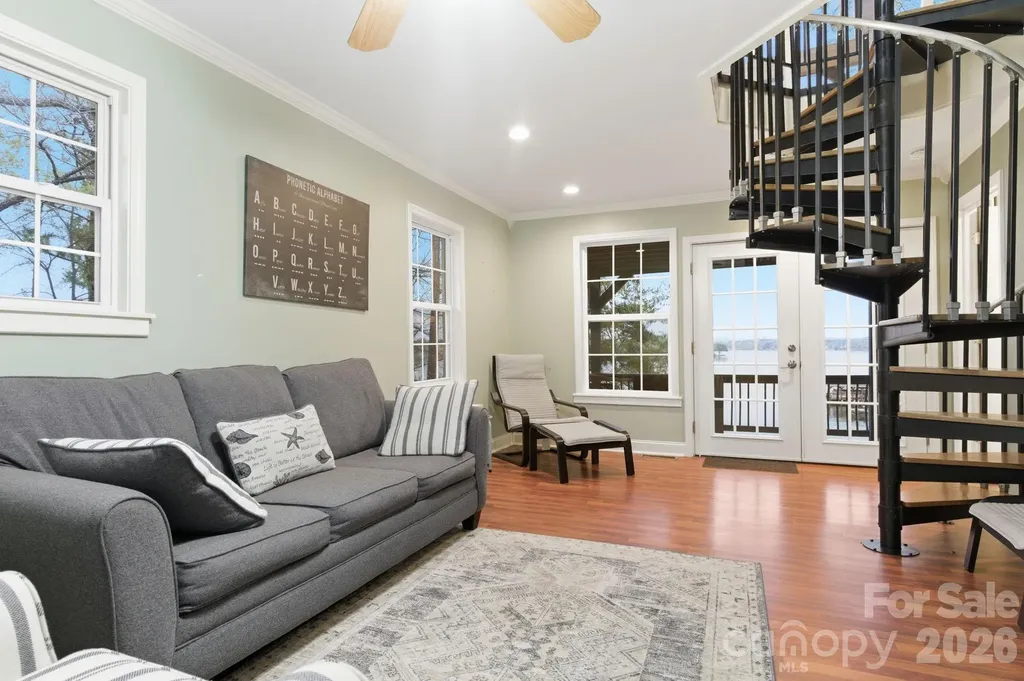 547 Lake Shore Drive Norwood NC 28128