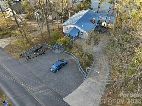 547 Lake Shore Drive Norwood NC 28128