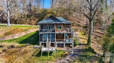 152 Bridge Pointe Lane Hickory NC 28601