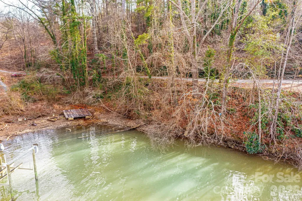 3431 6th Street Drive NW Hickory NC 28601