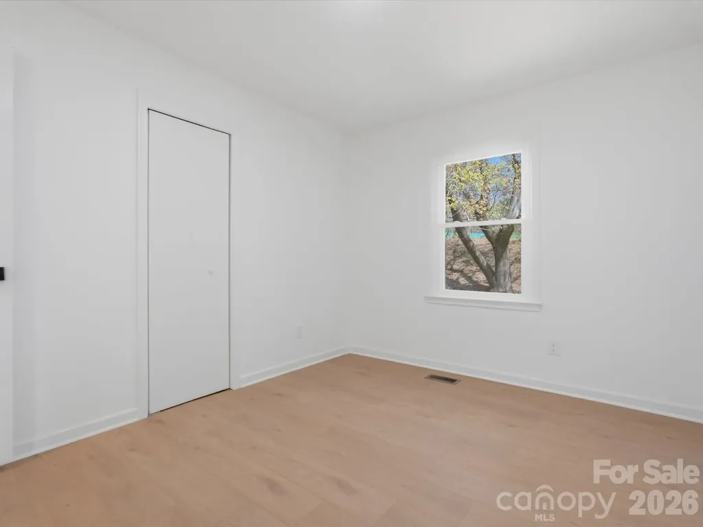 4946 Morgan Street Charlotte NC 28208