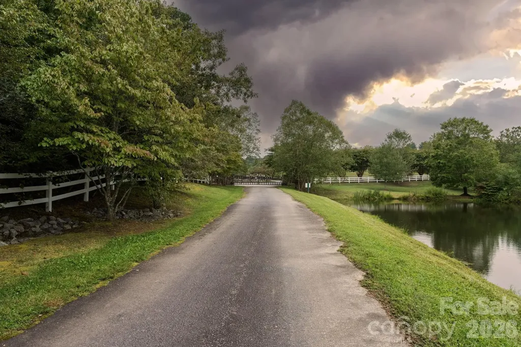 20 Waterford Lakes Drive Fletcher NC 28732