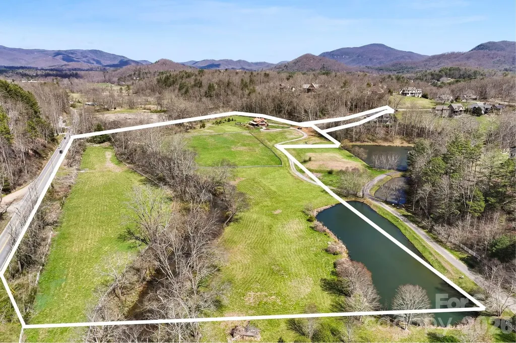 20 Waterford Lakes Drive Fletcher NC 28732