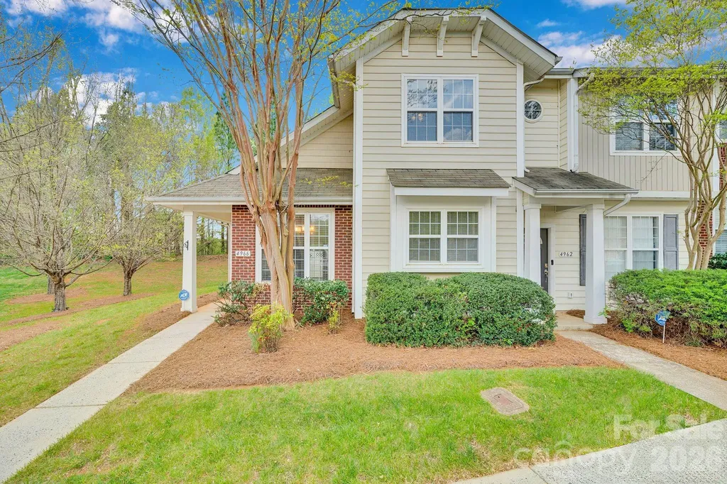 4966 Sunset Ridge Court Charlotte NC 28269