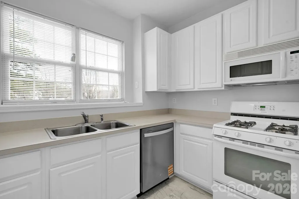 4966 Sunset Ridge Court Charlotte NC 28269