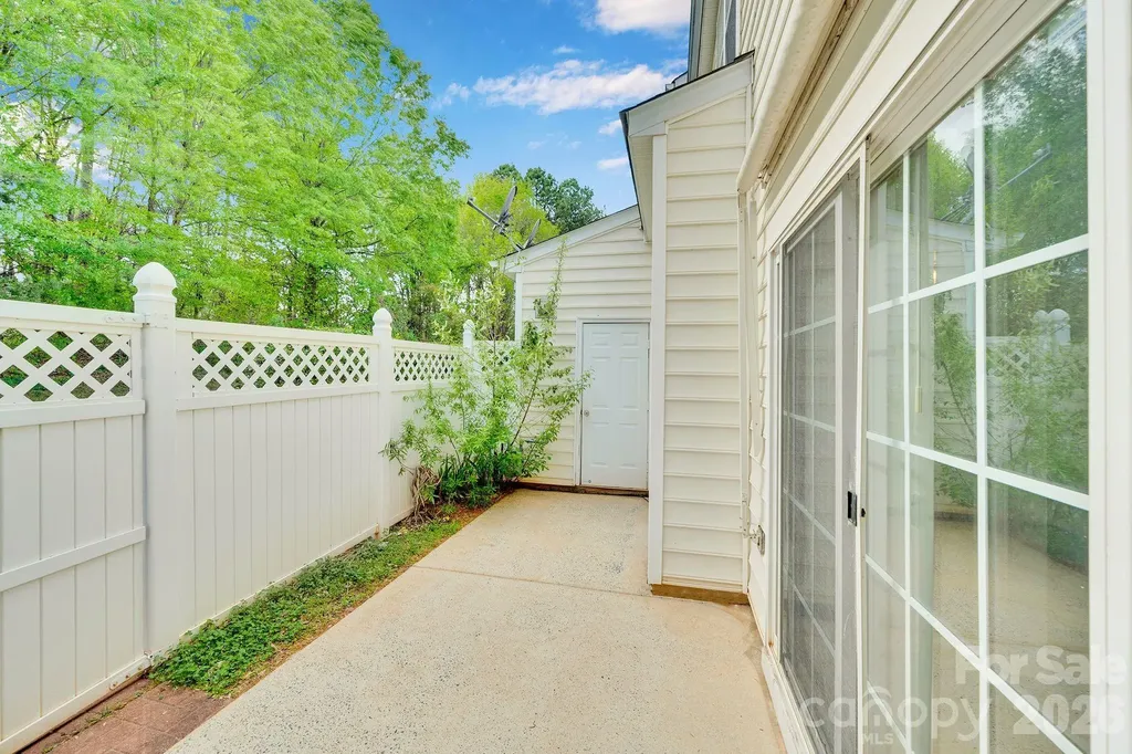 4966 Sunset Ridge Court Charlotte NC 28269