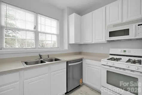4966 Sunset Ridge Court Charlotte NC 28269
